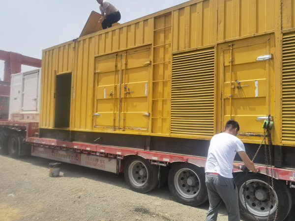 德化除了负载情况和发动机维护,还有哪些因素会影响 200kw 柴油发电机的油耗?